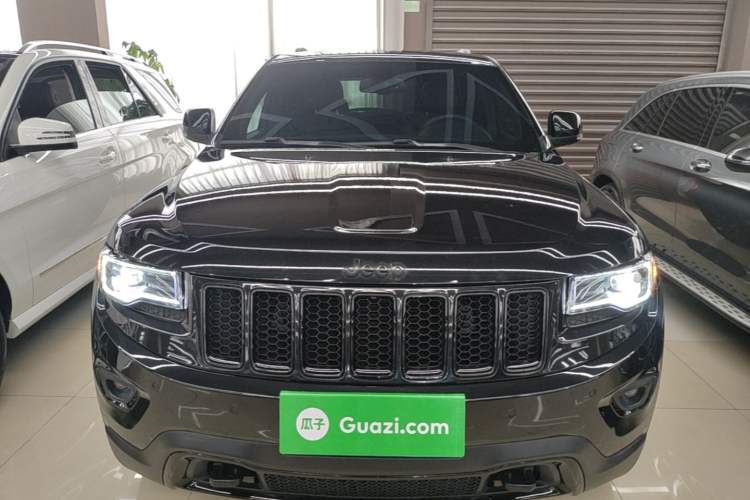 Used Jeep Grand Cherokee 2015 3.0L Comfort Navigation Edition Front
