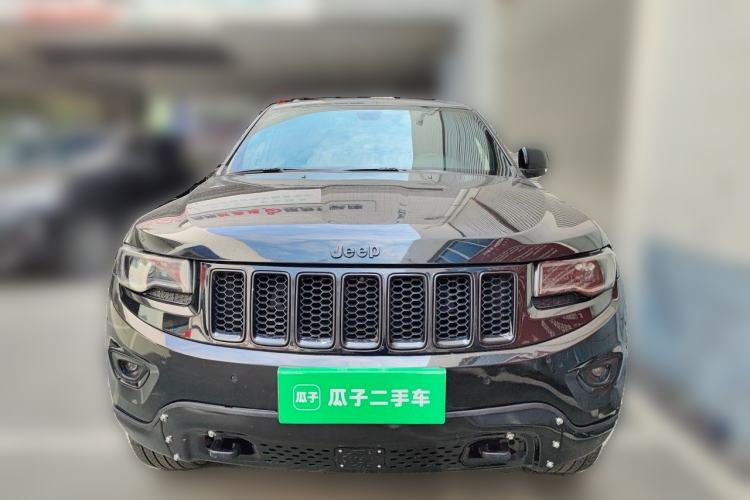 Used Jeep Grand Cherokee 2015 3.0TD Diesel Comfort Navigation Edition Front