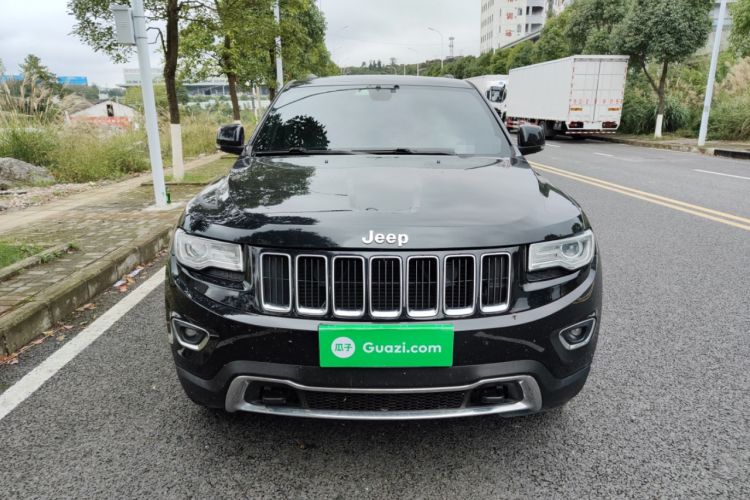 Used Jeep Grand Cherokee 2015 3.0TD Diesel Comfort Navigation Edition Front