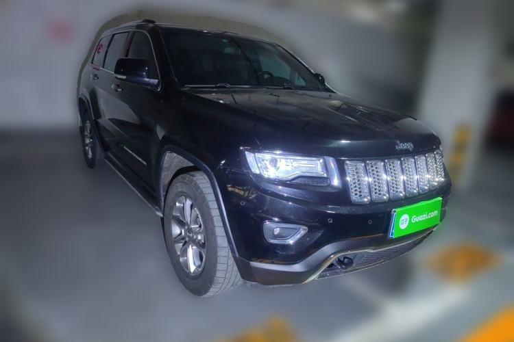 Used Jeep Grand Cherokee 2015 3.6L Elite Navigation Edition Front Right 45 Deg