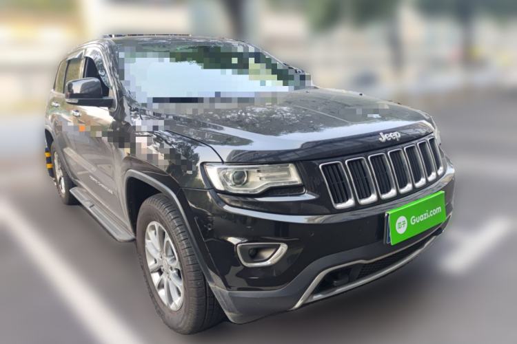 Used Jeep Grand Cherokee 2015 3.0L Comfort Navigation Edition Front Right 45 Deg