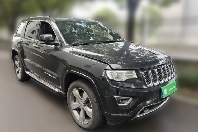 Used Jeep Grand Cherokee 2015 3.6L Luxury Navigation Edition Front Right 45 Deg