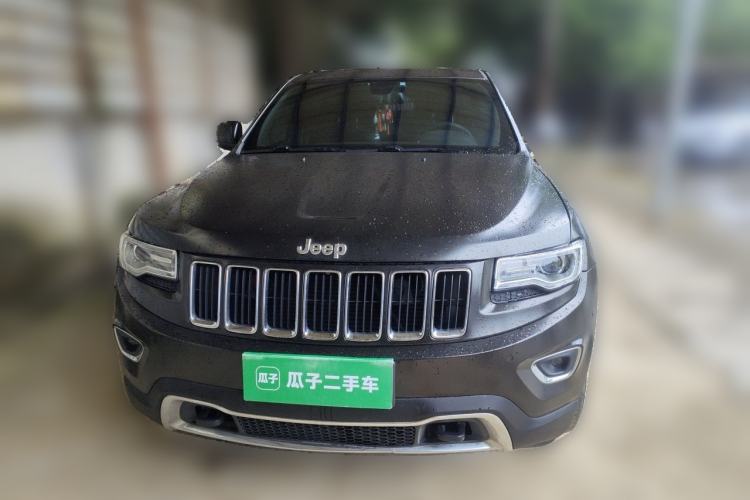 Used Jeep Grand Cherokee 2015 3.0TD Diesel Comfort Navigation Edition Front