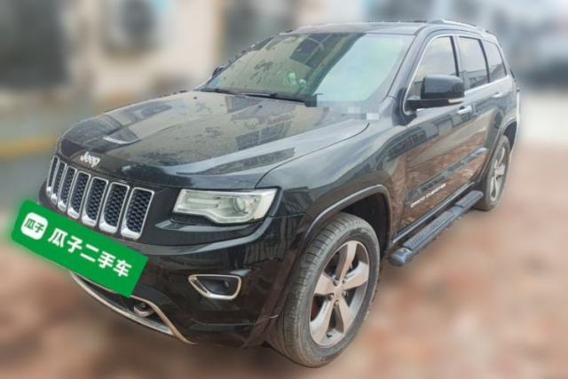 Ojetý Jeep Grand Cherokee 2015 3.6L Luxury Navigation Edition