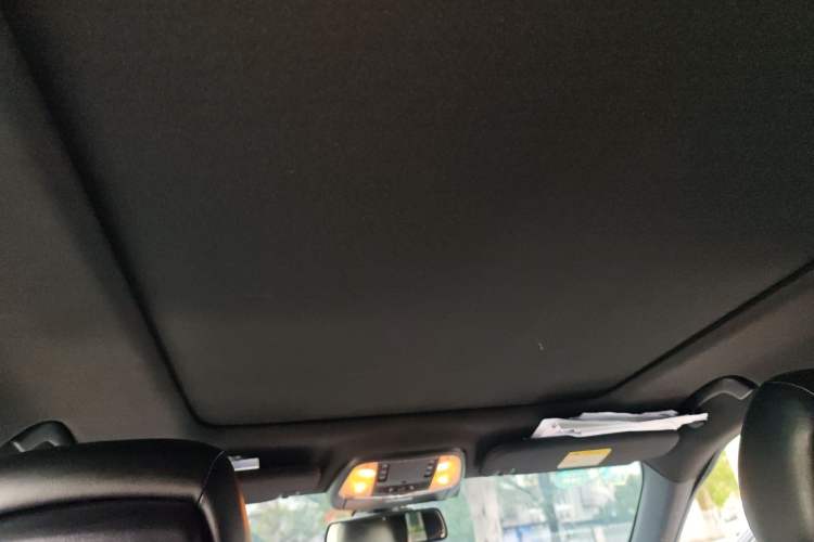 Used Jeep Grand Cherokee 2015 3.0L Comfort Navigation Edition Headliner