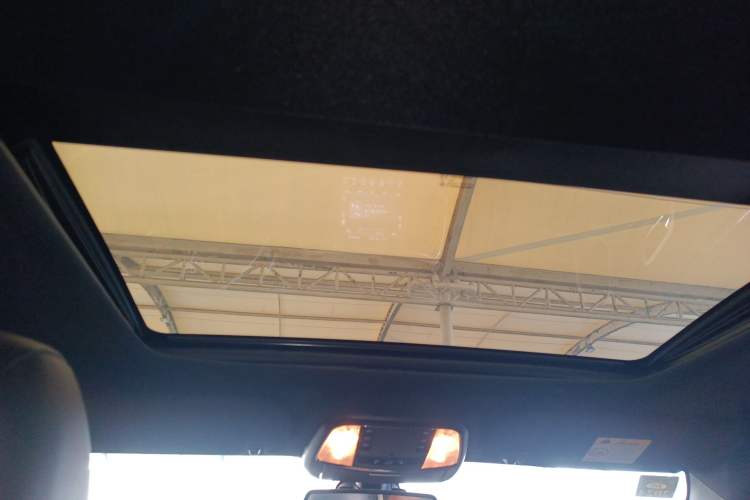Used Jeep Grand Cherokee 2015 3.0L Elite Navigation Edition Headliner