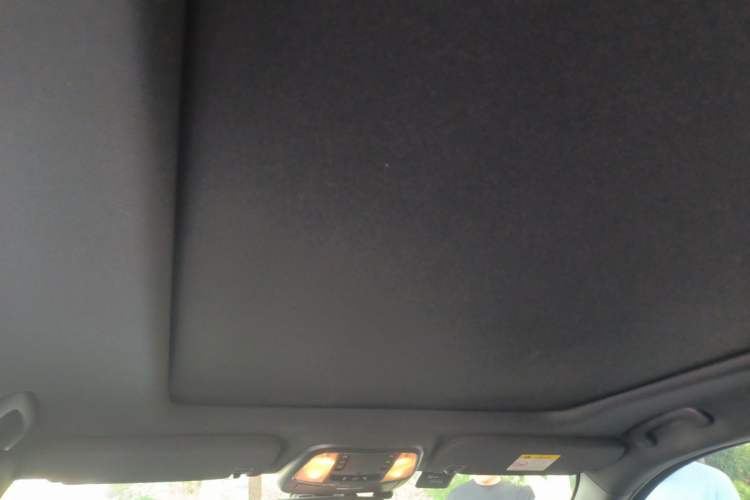 Used Jeep Grand Cherokee 2015 3.0TD Diesel Comfort Navigation Edition Headliner