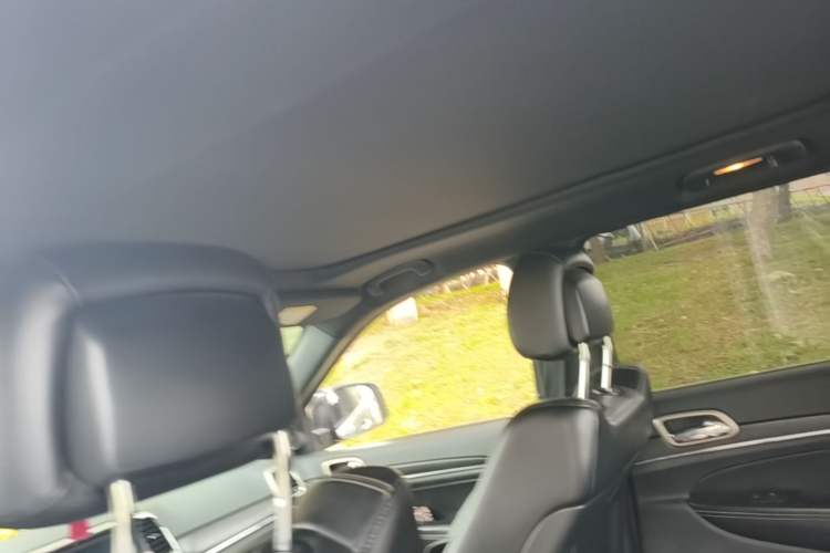 Used Jeep Grand Cherokee 2015 3.0L Comfort Navigation Edition Headliner