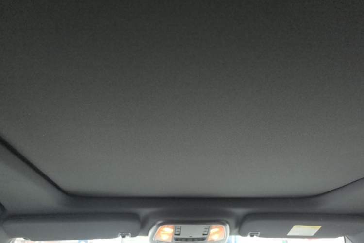 Used Jeep Grand Cherokee 2015 3.0TD Diesel Elite Navigation Edition Headliner