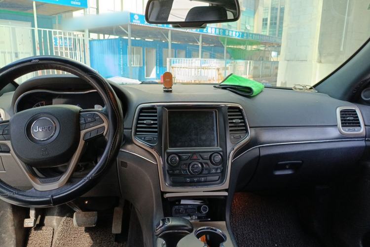 Used Jeep Grand Cherokee 2015 3.0L Elite Navigation Edition Headliner