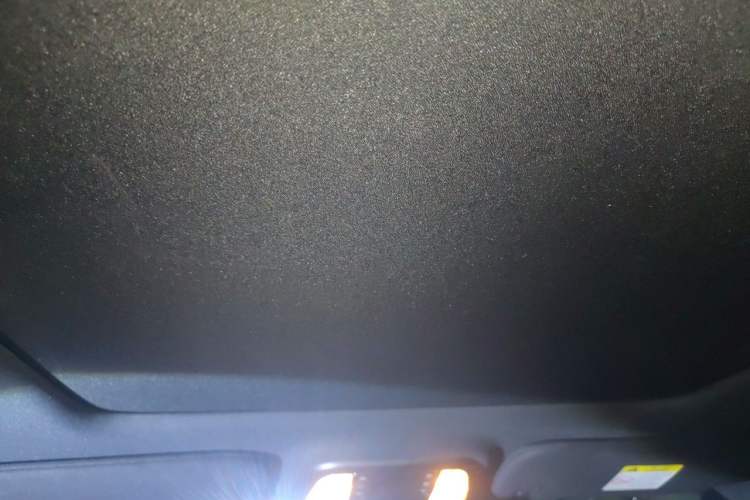 Used Jeep Grand Cherokee 2015 3.6L Elite Navigation Edition Headliner