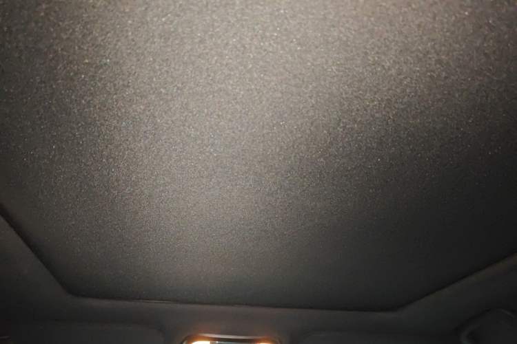 Used Jeep Grand Cherokee 2015 3.0L Comfort Navigation Edition Headliner