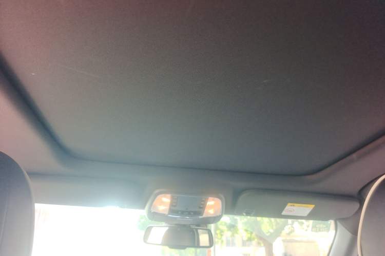 Used Jeep Grand Cherokee 2015 3.6L Luxury Navigation Edition Headliner