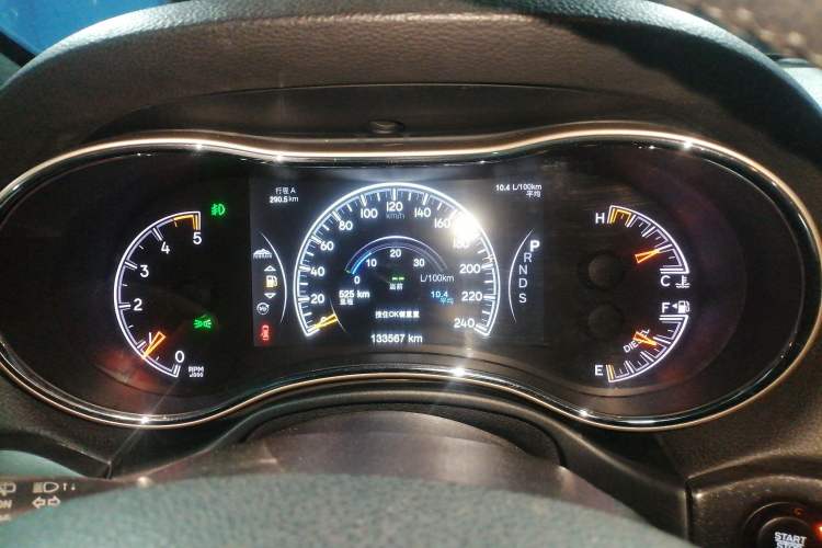 Used Jeep Grand Cherokee 2015 3.0TD Diesel Comfort Navigation Edition Instrument Cluster