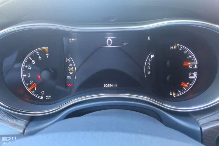 Used Jeep Grand Cherokee 2015 3.6L Luxury Navigation Edition Instrument Cluster