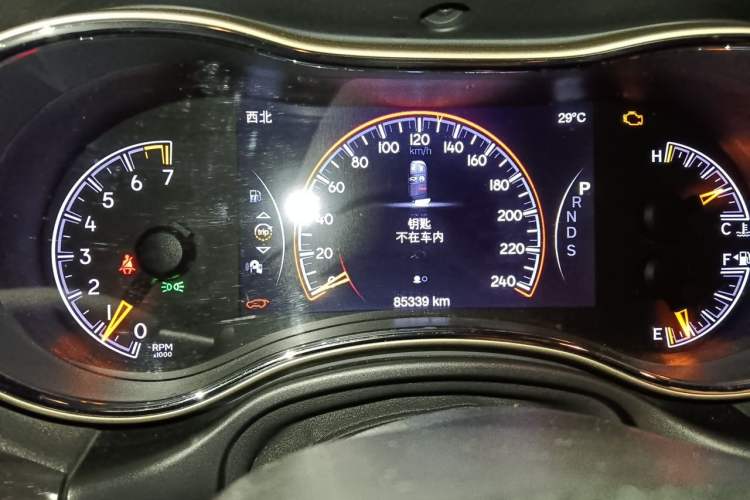 Used Jeep Grand Cherokee 2015 3.0L Comfort Navigation Edition Instrument Cluster