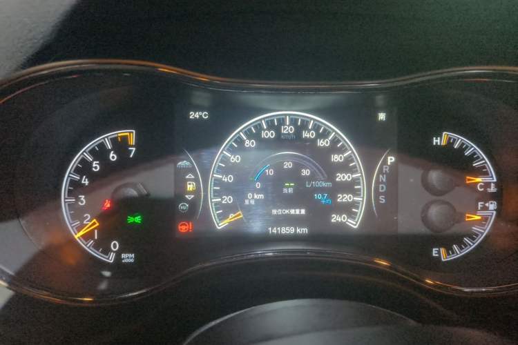Used Jeep Grand Cherokee 2015 3.0L Comfort Navigation Edition Instrument Cluster