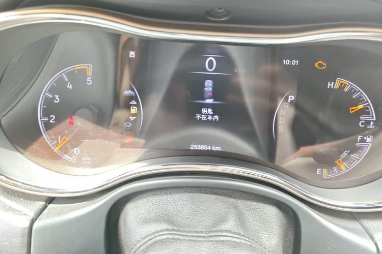 Used Jeep Grand Cherokee 2015 3.0TD Diesel Comfort Navigation Edition Instrument Cluster