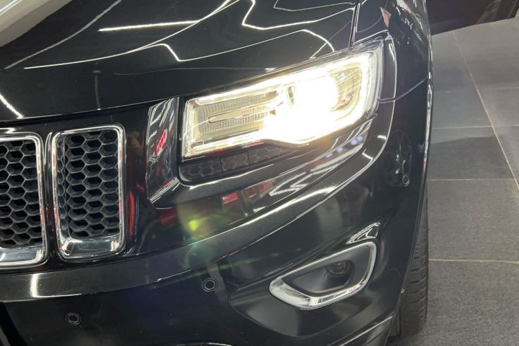 Used Jeep Grand Cherokee 2015 3.6L Luxury Navigation Edition Left Front Headlight