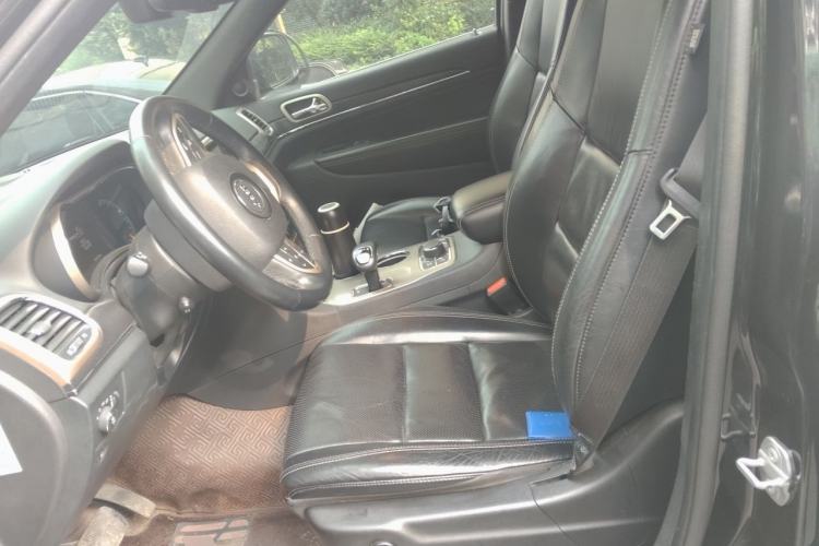 Used Jeep Grand Cherokee 2015 3.0L Comfort Navigation Edition Left Front Seat
