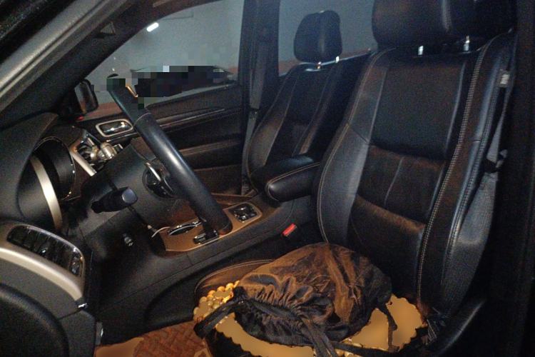Used Jeep Grand Cherokee 2015 3.0TD Diesel Comfort Navigation Edition Left Front Seat