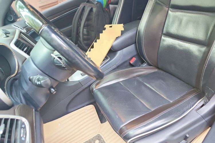 Used Jeep Grand Cherokee 2015 3.6L Luxury Navigation Edition Left Front Seat