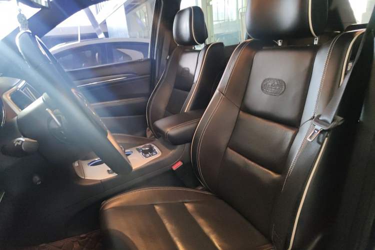 Used Jeep Grand Cherokee 2015 3.6L Elite Navigation Edition Left Front Seat