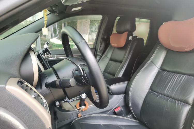 Used Jeep Grand Cherokee 2015 3.0TD Diesel Comfort Navigation Edition Left Front Seat