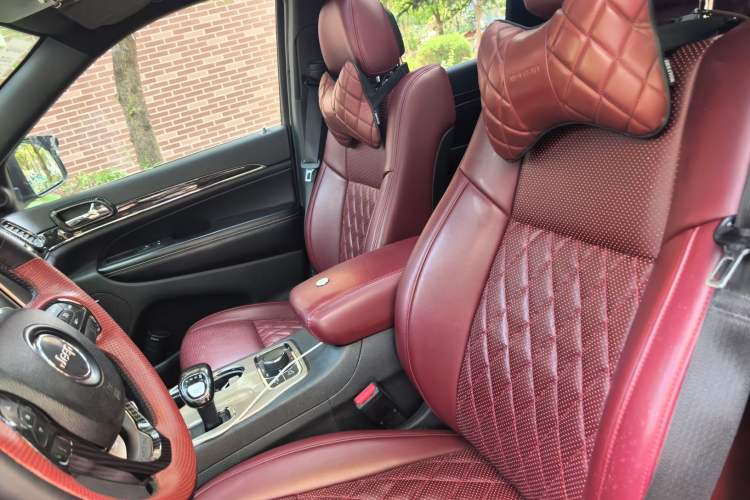 Used Jeep Grand Cherokee 2015 3.0L Comfort Navigation Edition Left Front Seat