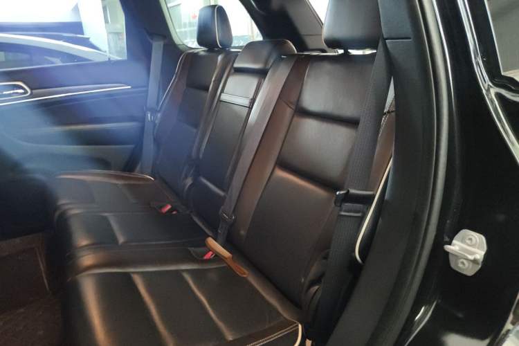 Used Jeep Grand Cherokee 2015 3.6L Elite Navigation Edition Left Rear Seat