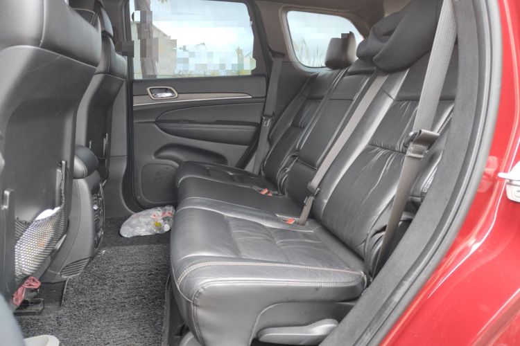 Used Jeep Grand Cherokee 2015 3.0TD Diesel Comfort Navigation Edition Left Rear Seat