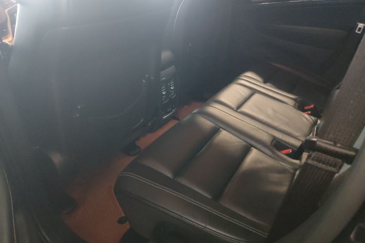 Used Jeep Grand Cherokee 2015 3.0L Elite Navigation Edition Left Rear Seat