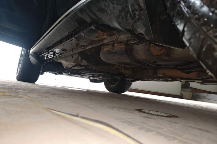 Used Jeep Grand Cherokee 2015 3.0TD Diesel Comfort Navigation Edition Left Side Sill