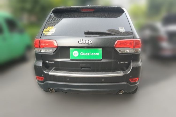 Used Jeep Grand Cherokee 2015 3.0L Comfort Navigation Edition Rear