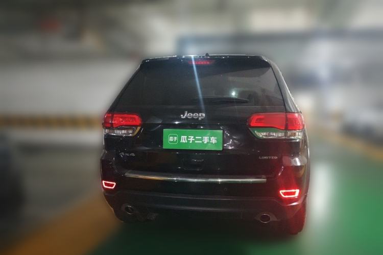 Used Jeep Grand Cherokee 2015 3.0L Comfort Navigation Edition Rear