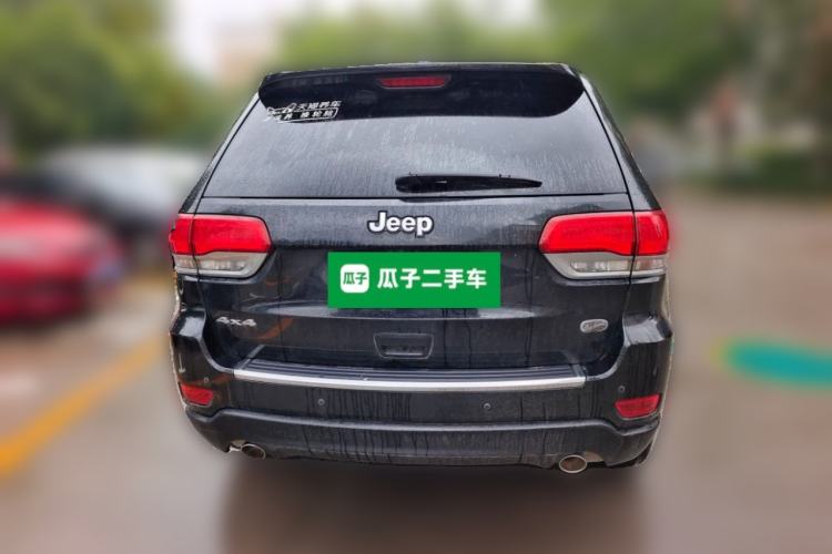 Used Jeep Grand Cherokee 2015 3.6L Luxury Navigation Edition Rear