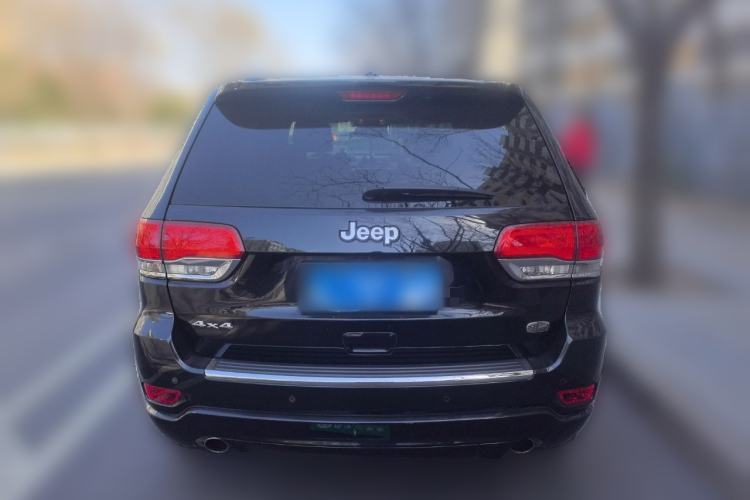 Used Jeep Grand Cherokee 2015 3.6L Luxury Navigation Edition Rear