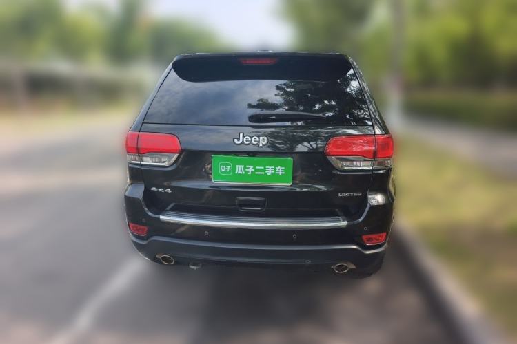 Used Jeep Grand Cherokee 2015 3.0L Comfort Navigation Edition Rear