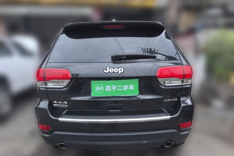 Used Jeep Grand Cherokee 2015 3.0TD Diesel Elite Navigation Edition Rear
