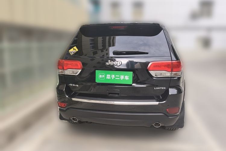Used Jeep Grand Cherokee 2015 3.0L Elite Navigation Edition Rear
