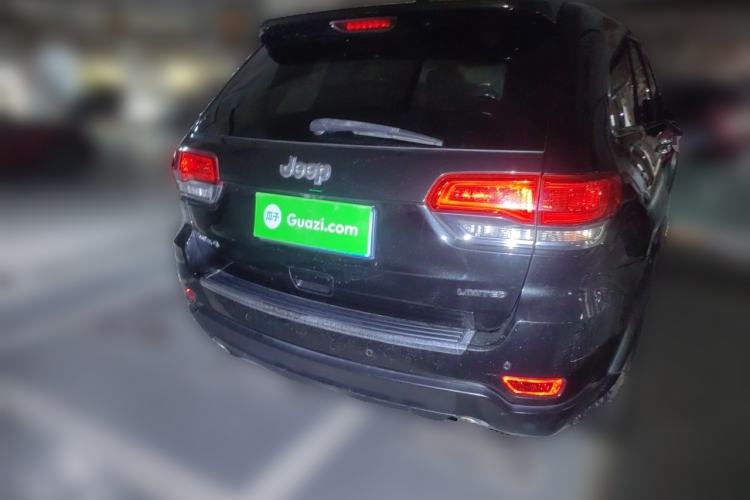 Used Jeep Grand Cherokee 2015 3.6L Elite Navigation Edition Rear