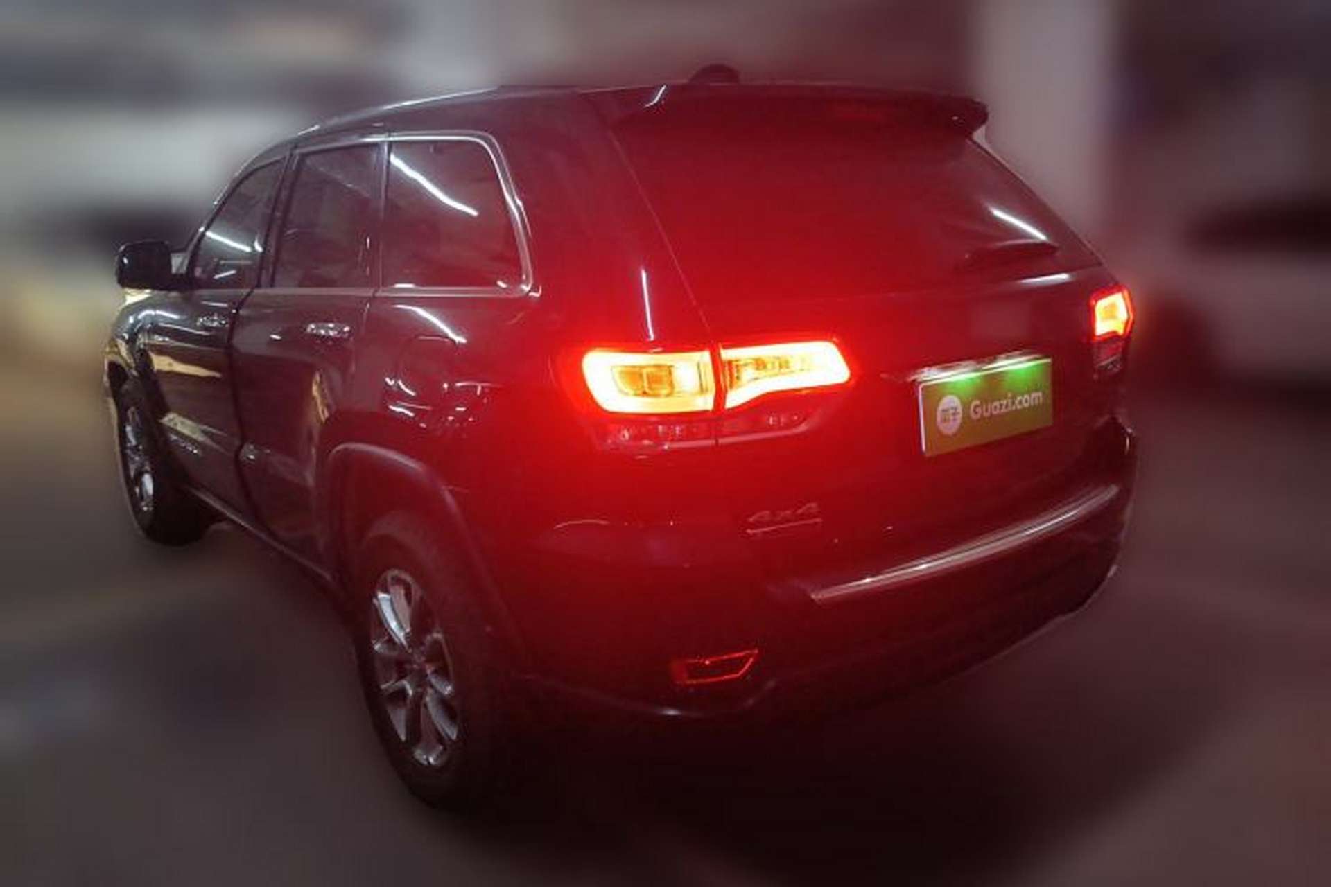 Used Jeep Grand Cherokee 2015 3.0TD Diesel Comfort Navigation Edition Rear Left 45 Deg