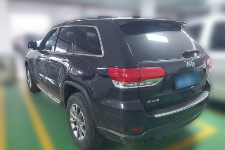 Used Jeep Grand Cherokee 2015 3.0L Comfort Navigation Edition Rear Left 45 Deg