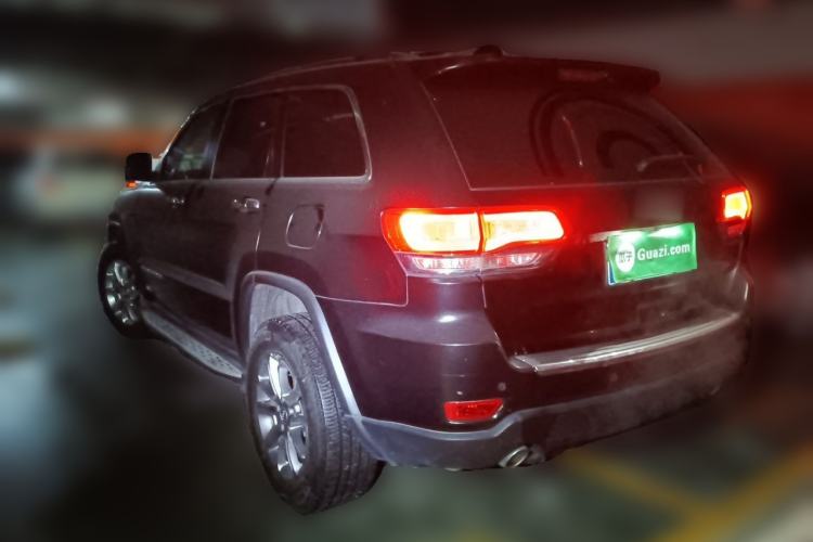 Used Jeep Grand Cherokee 2015 3.0L Comfort Navigation Edition Rear Left 45 Deg