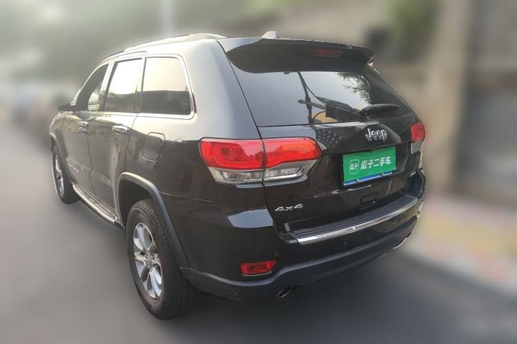 Used Jeep Grand Cherokee 2015 3.0L Comfort Navigation Edition Rear Left 45 Deg