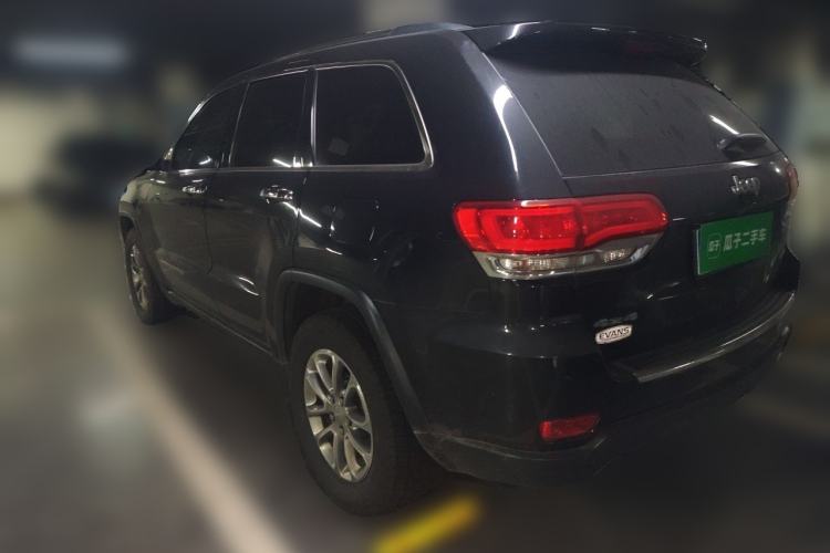 Used Jeep Grand Cherokee 2015 3.0L Comfort Navigation Edition Rear Left 45 Deg