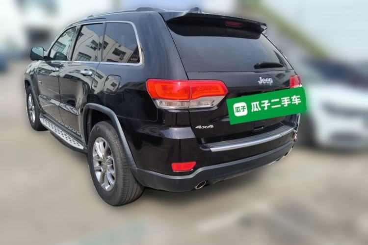 Used Jeep Grand Cherokee 2015 3.0L Elite Navigation Edition Rear Left 45 Deg