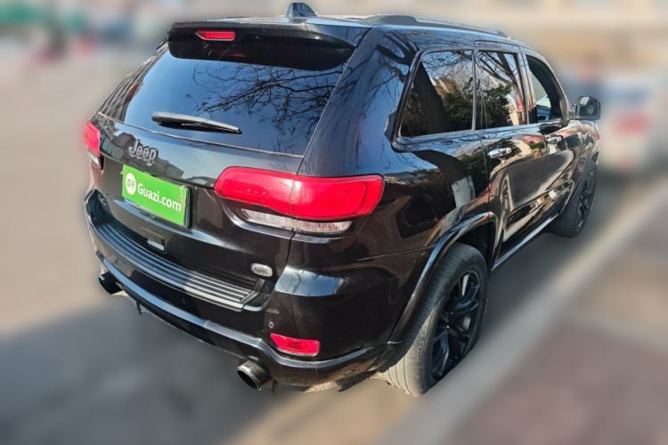 Used Jeep Grand Cherokee 2015 3.6L Luxury Navigation Edition Rear Right 45 Deg