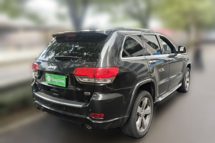 Used Jeep Grand Cherokee 2015 3.6L Luxury Navigation Edition Rear Right 45 Deg