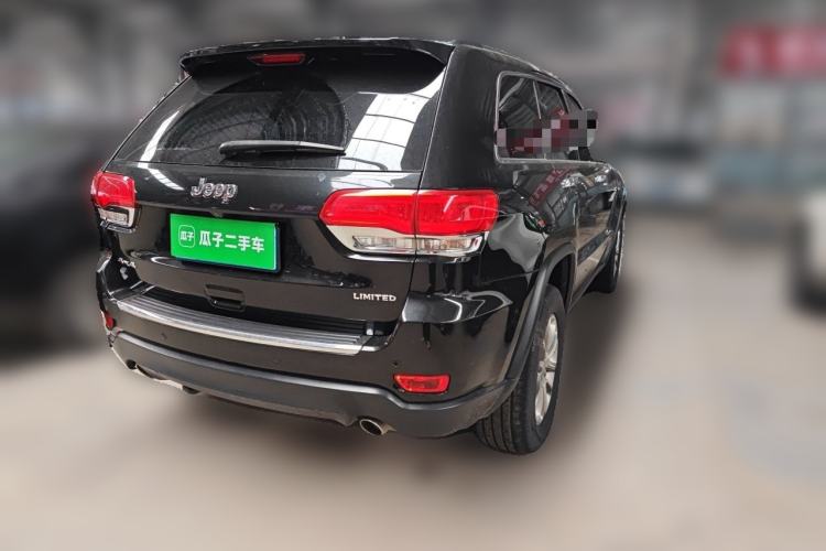 Used Jeep Grand Cherokee 2015 3.0L Comfort Navigation Edition Rear Right 45 Deg